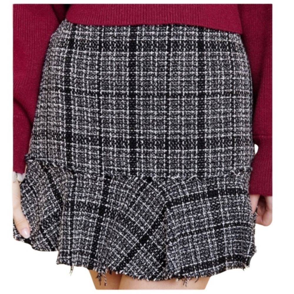Francesca Darla Raw Hem Tweed Mini Skirt New With Tags